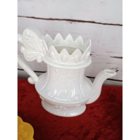 Disney Princess Tea Set With Plates Cups Teapot & Spoons For Kids Play Plastic M - Picture 5 of 8